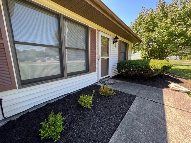 7548 Anderson Ave NE in Warren, OH - Building Photo - Building Photo