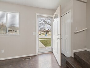 8204 Toepfer Rd in Warren, MI - Building Photo - Building Photo