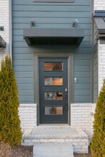 1004 Riverbrook Dr in Gallatin, TN - Building Photo - Building Photo