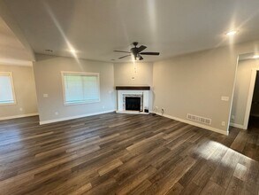 4708 Raven Crk Dr in Manhattan, KS - Building Photo - Building Photo