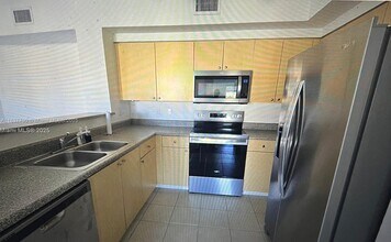 2200 E Preserve Way in Miramar, FL - Building Photo - Building Photo