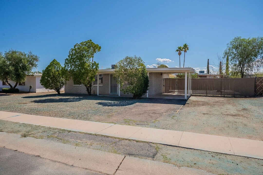 4775 S Green Olive Dr in Tucson, AZ - Building Photo