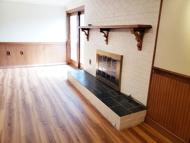 113 Davis Ave SW in Leesburg, VA - Building Photo - Building Photo