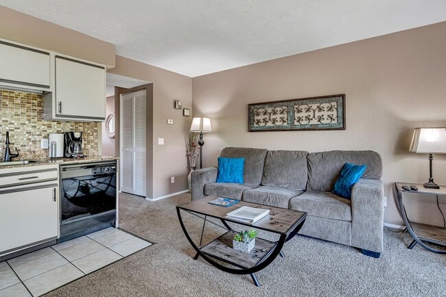 property at 40 Scenic Ct