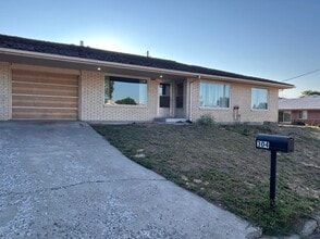 304 North 37th Avenue, Unit 1 Bed 1 Bath in Yakima, WA - Building Photo - Building Photo