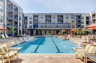 Larkspur at Shadow Creek in Pearland, TX - Building Photo - Building Photo