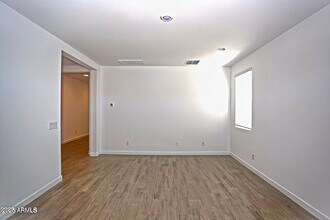 2558 W Pecan Rd in Phoenix, AZ - Foto de edificio - Building Photo