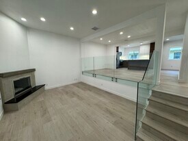 431 N Alhambra Ave in Monterey Park, CA - Building Photo