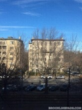 1077 Beacon St in Brookline, MA - Building Photo - Building Photo