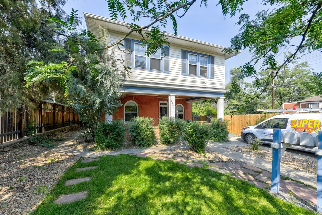 1537 9th St in Boulder, CO - Foto de edificio