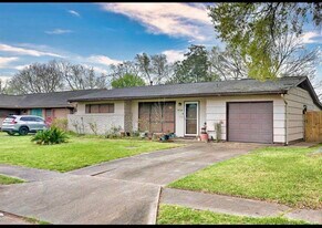 8534 Dillon St in Houston, TX - Building Photo
