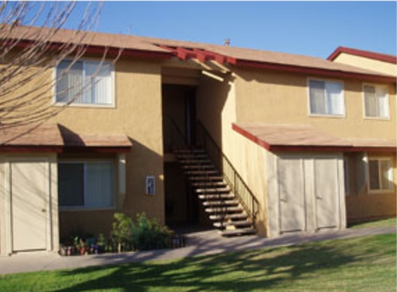 Salton Village I in Brawley, CA - Foto de edificio