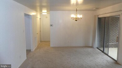 10214 Prince Pl-Unit -204 in Upper Marlboro, MD - Building Photo - Building Photo