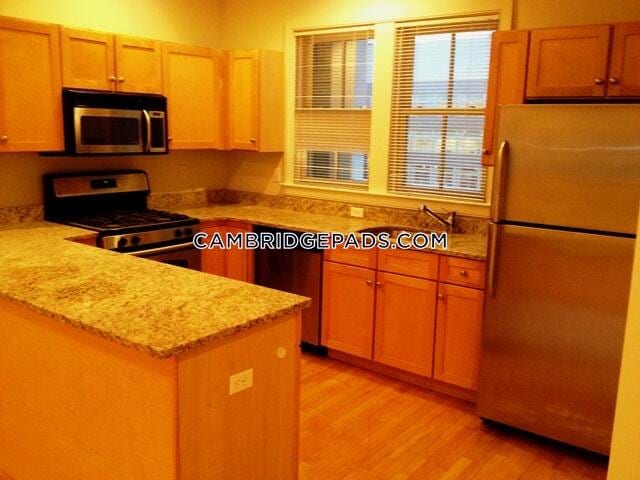 110 Second St, Unit PH03 in Cambridge, MA - Foto de edificio - Building Photo