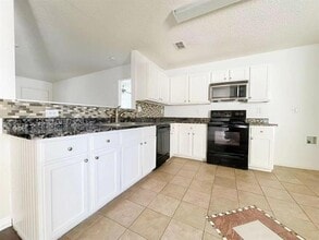 3808 Summer Hill Dr in Balch Springs, TX - Building Photo - Building Photo