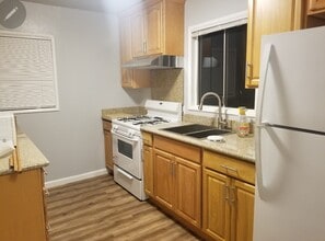 301 Louisiana St in Vallejo, CA - Foto de edificio - Building Photo