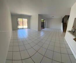 9102 SW 113th Pl Cir E in Miami, FL - Building Photo - Building Photo