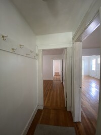 86 Beechcroft St, Unit 1 in Boston, MA - Building Photo - Building Photo