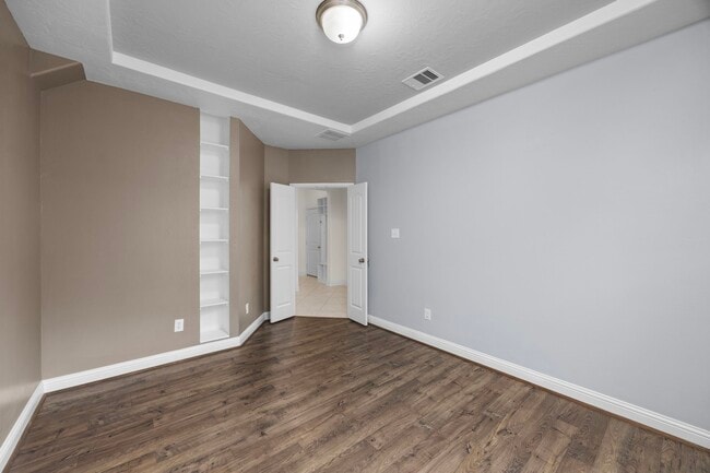 8222 Lockridge Terrace Ln