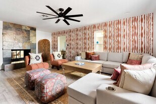 6235 E Thunderbird Rd in Scottsdale, AZ - Building Photo