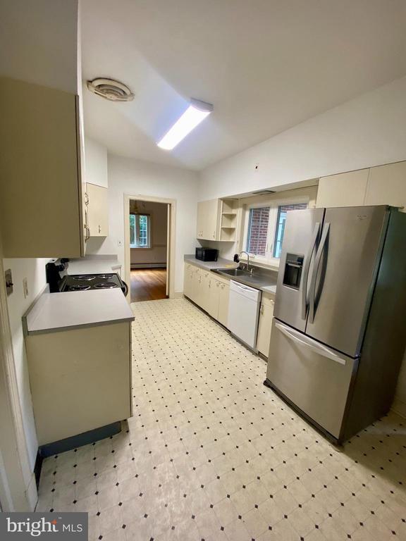 property at 1127 Hanover St