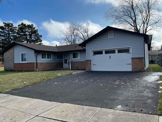 201 Redwood Ave