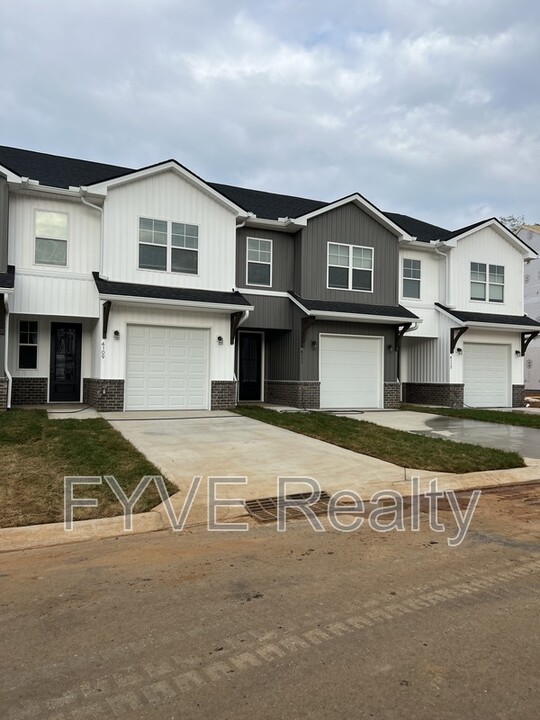 4173 Surprise Vly Wy in Knoxville, TN - Building Photo