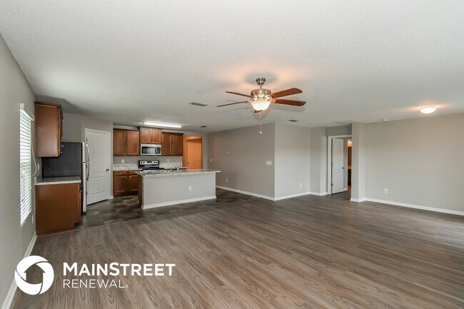 9087 Gloucestershire Ct in Jacksonville, FL - Foto de edificio - Building Photo