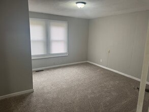 1013 Egypt Rd in Bluff City, TN - Building Photo - Building Photo