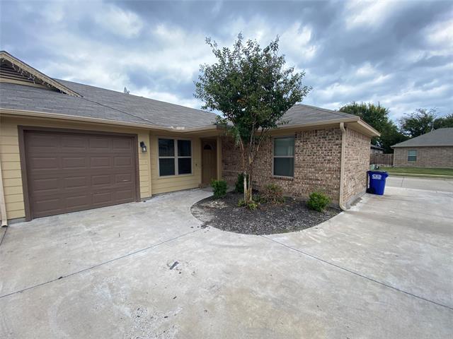 property at 208 Stewart Bend Ct