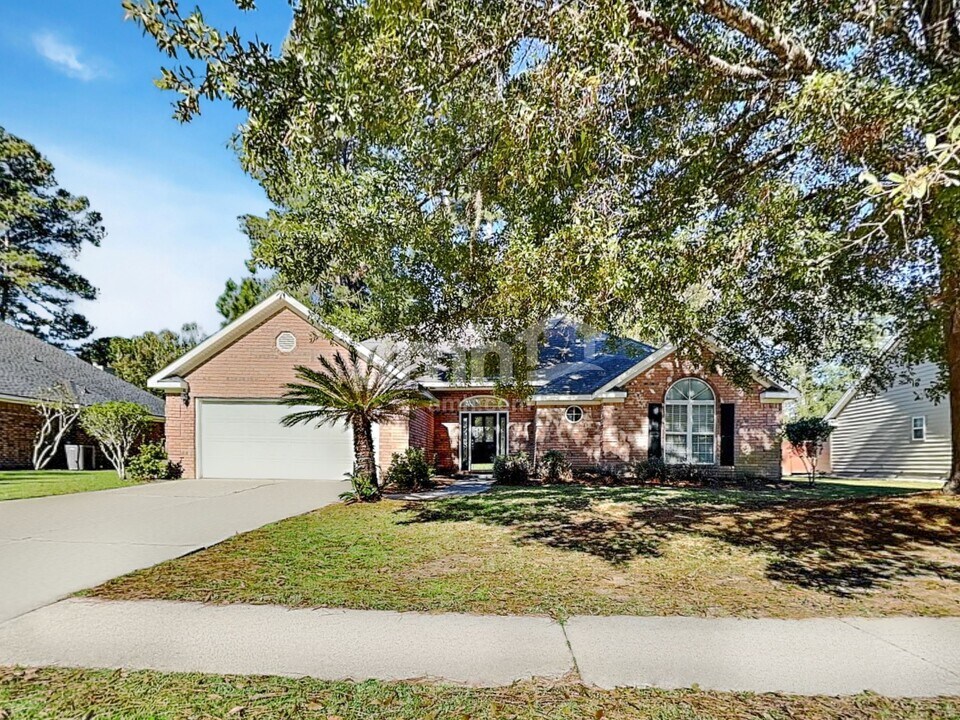 103 Richmond Way in Richmond Hill, GA - Foto de edificio