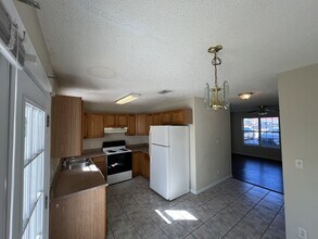 29 S Main St in Ludowici, GA - Building Photo - Building Photo