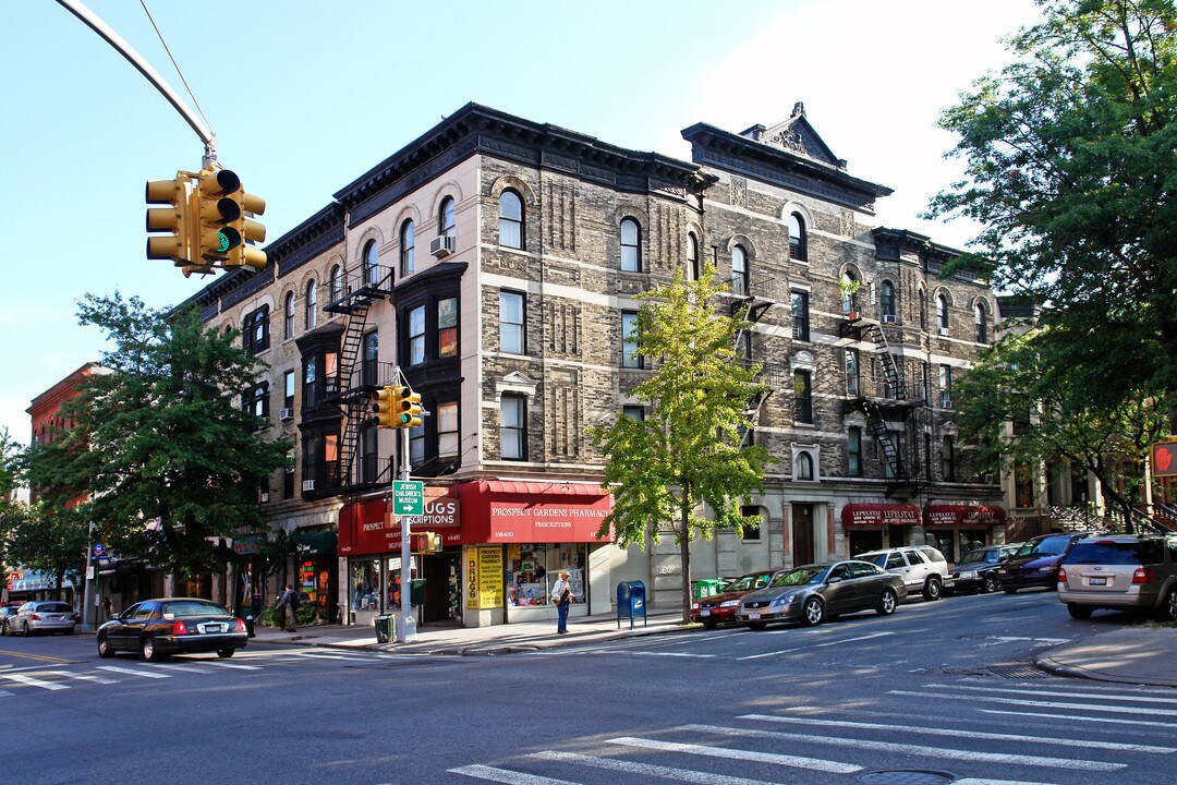 857-861 Union St in Brooklyn, NY - Building Photo