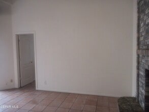 1538 Rebecca Ann Dr in El Paso, TX - Building Photo - Building Photo