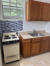 401 NE 174th St in North Miami Beach, FL - Building Photo - Building Photo