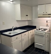 809 Burdette St, Unit 809 in New Orleans, LA - Building Photo - Building Photo
