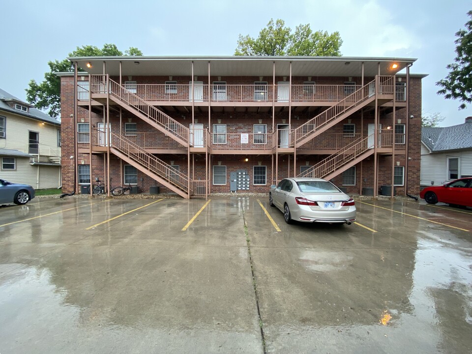 1118 Vattier St, Unit 10 in Manhattan, KS - Building Photo