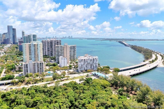 property at 150 SE 25th Rd