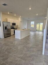 1175 SE 1st Ave in Florida City, FL - Building Photo - Building Photo