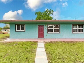 5201 NW 17th Ct in Lauderhill, FL - Building Photo - Building Photo