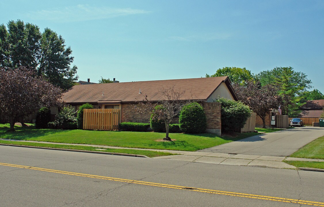 2120 Hewitt Ave in Dayton, OH - Foto de edificio
