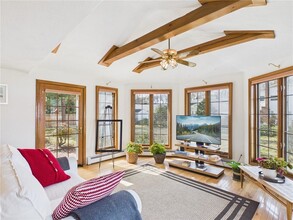 449 Love Ln in Warwick, RI - Building Photo - Building Photo