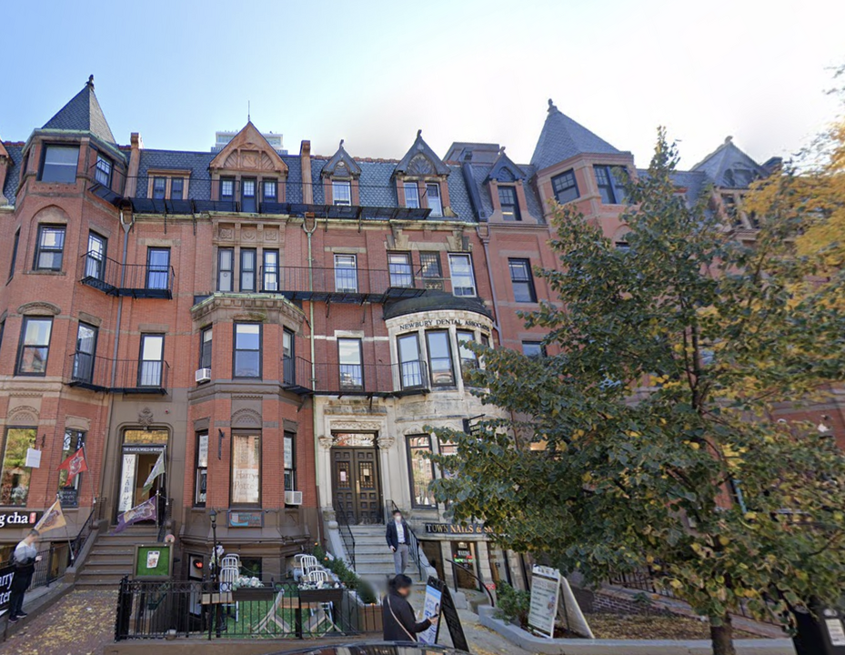 272 Newbury St in Boston, MA - Foto de edificio