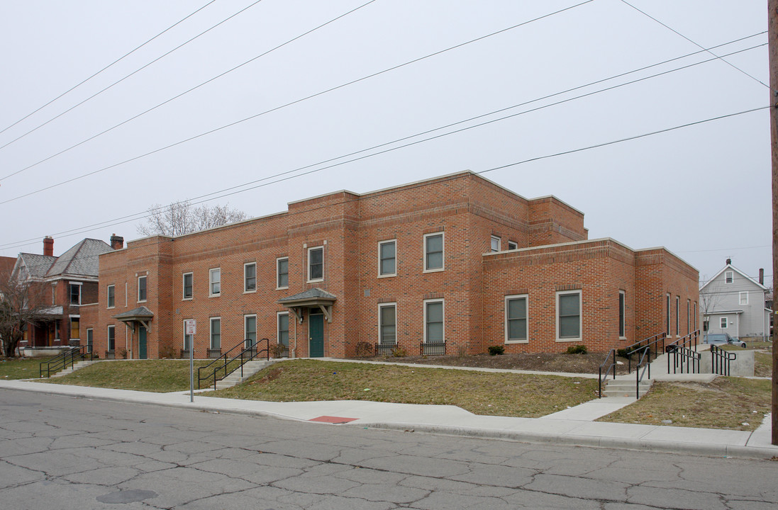 1404-1416 Mt Vernon Ave in Columbus, OH - Building Photo