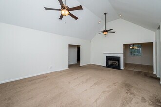 2607 Kelly Close in Murfreesboro, TN - Building Photo - Building Photo