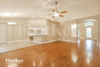 28635 Fairweather Dr in Zephyrhills, FL - Building Photo - Building Photo