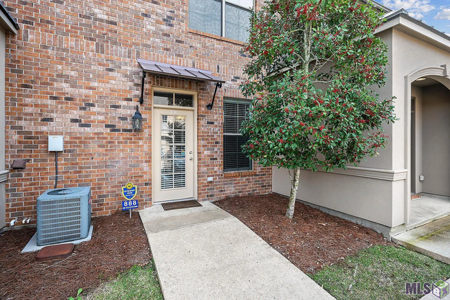 888 S Kenilworth Pky, Unit 7C