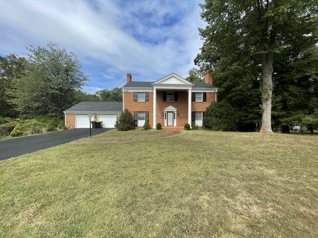 property at 156 Scottsmill Rd
