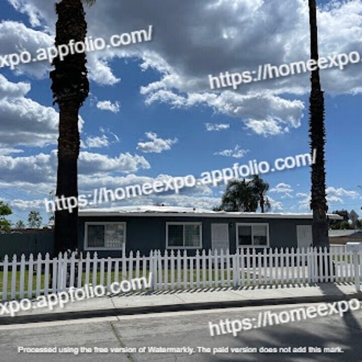 13608 Perris Blvd in Moreno Valley, CA - Building Photo