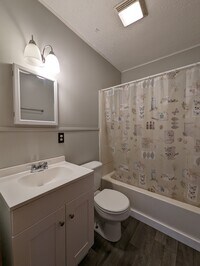 1617 2nd St - 6